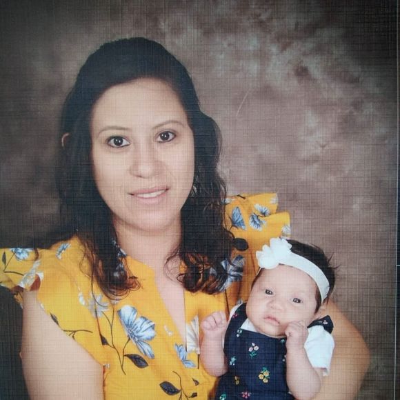 Meet your Posher, Adriana - Picture 1 of 1